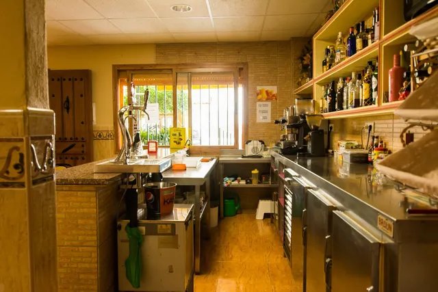Hotel 33 habitaciones 1350m² en venta - South of spain — 11