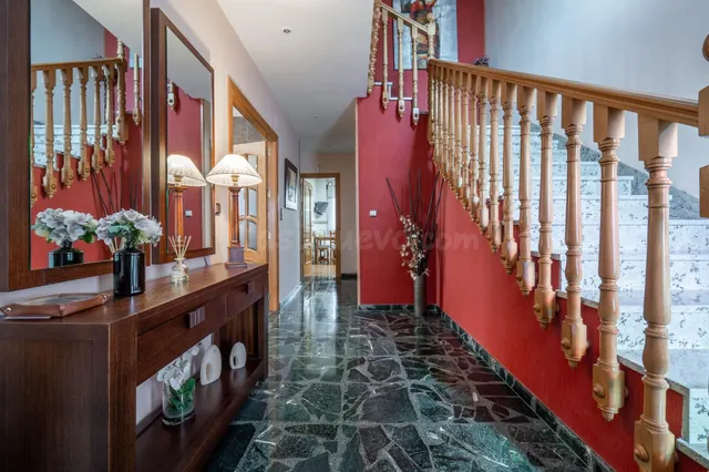 Magnífica casa unifamiliar de 4 dormitorios grandes en Otura — 5