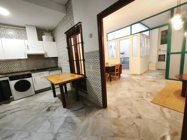 Estupendo piso en alquiler en El Arenal Sevillano con patio y garaje!! — 18