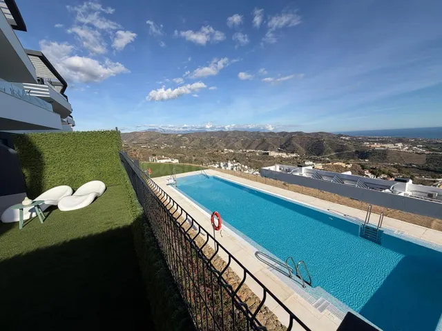 Junto Añoreta Golf y club hípico La Paca - foto 3