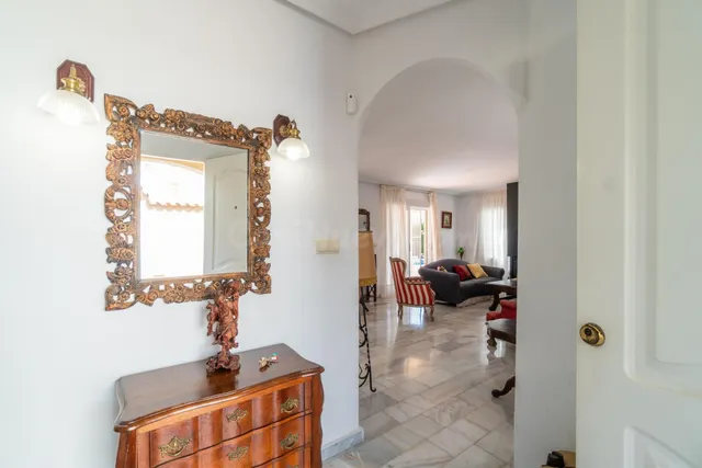 GRAN VILLA EN ORIHUELA COSTA, 4 HAB, 3 BAÑOS - foto 3
