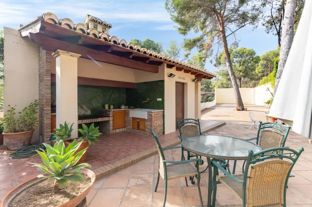 ESPECTACULAR CASA EN NAQUERA — 24