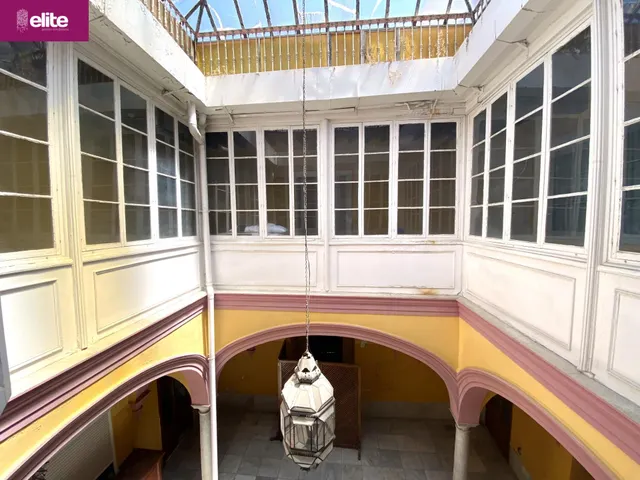 MAGNIFICA CASA EN EL CENTRO DE JEREZ — 31