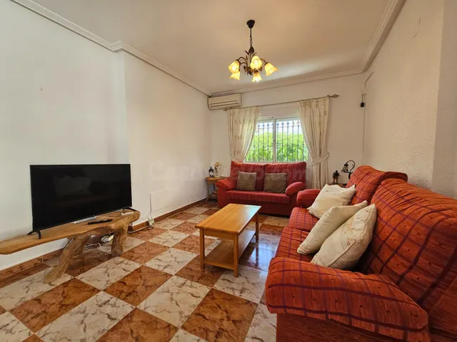 Villa de 4 dormitorios en venta en Cabo Roig (Orihuela costa - foto 2