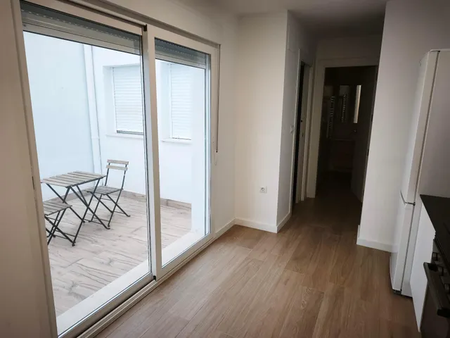 Acogedor Piso Reformado en Almansa - Zona San Isidro por solo €500 al mes — 10