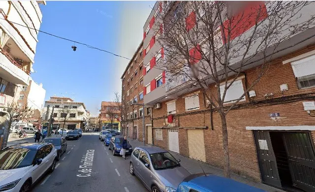 SE VENDE casa OKUPA en C Floridablanca 25 de Badalona