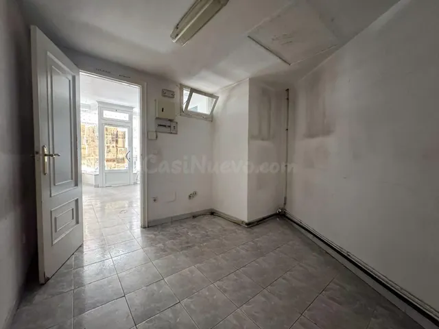 Ubicación estratégica, visibilidad constante y listo para entrar a trabajar. — 8