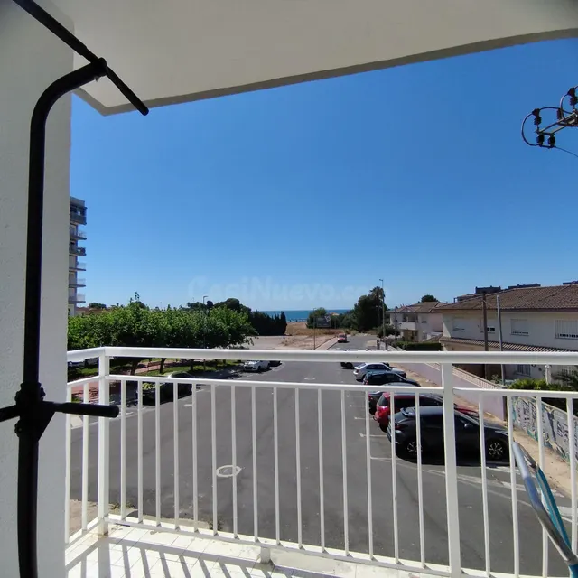 AMPLIA Y LUMINOSA VIVIENDA CON VISTAS AL MAR EN VINAROZ.! - foto 3