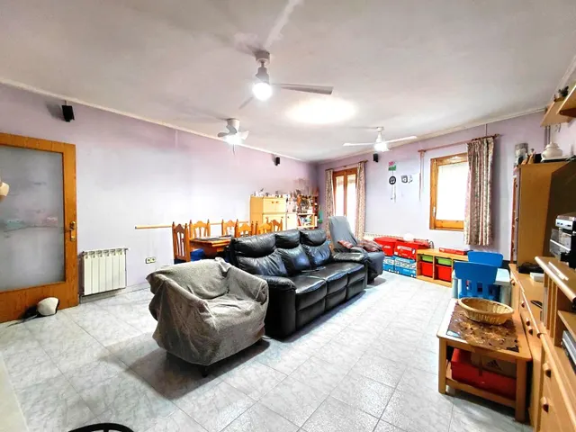 ENCANTADORA CASA EN EL CENTRO — 4
