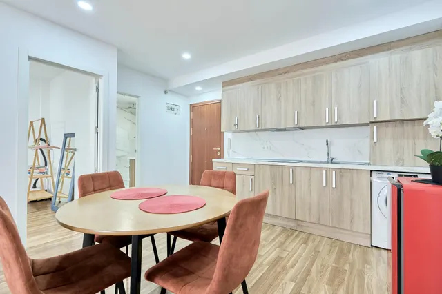 Reformada vivienda de 1 habitación con piscina — 19