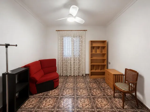 CASA DE PUEBLO EN ALQUILER EN RAFELBUNYOL — 28