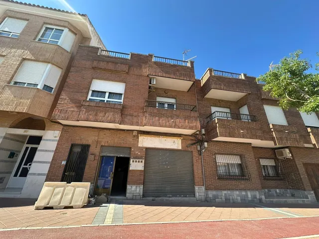 Se vende local comercial en La Unión ideal para montar tu pr