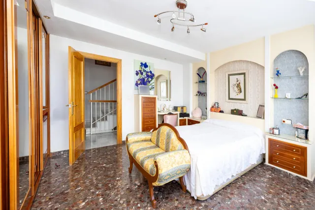 Exclusiva vivienda con gran terraza y múltiples posibilidades frente a Plaza José Zamora en Maracena. — 15