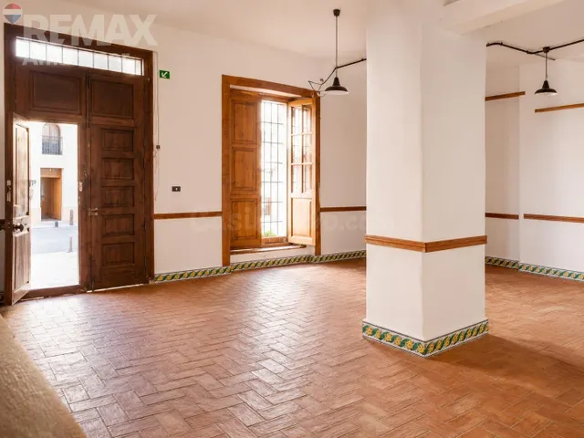 Edificio con antiguo restaurante y vivienda independiente ju - foto 5