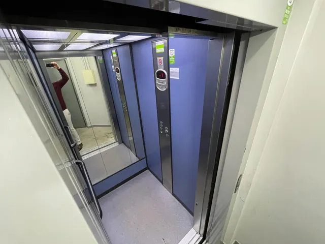 Dúplex céntrico en venta en Olesa de Montserrat, con terrazas y parking — 49