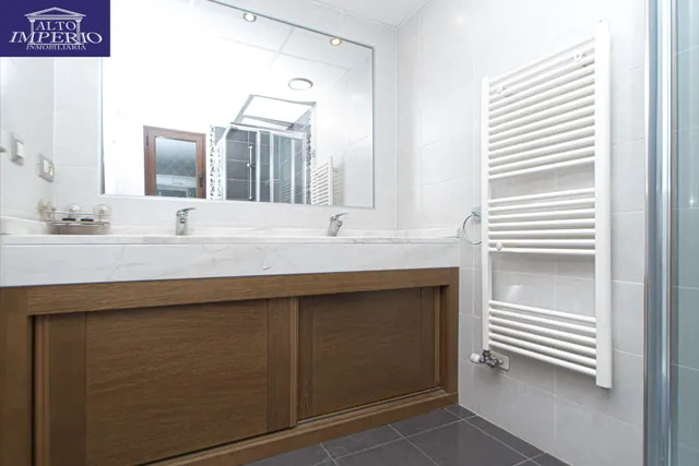 Ático a la venta en La Zubia ¡en rentabilidad! — 17