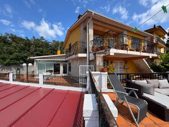 CASA CON VISTAS AL MAR ENTRE MARÍN Y PONTEVEDRA — 5