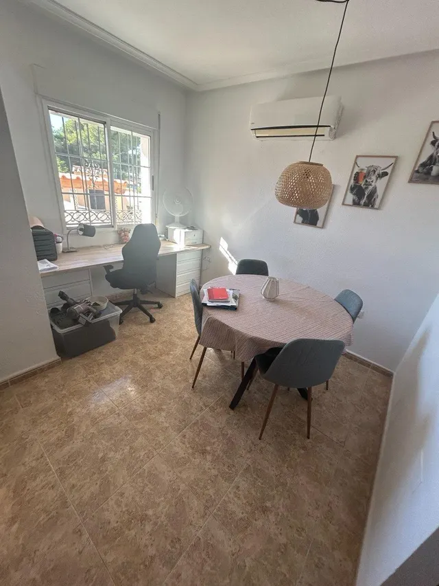Soleada vivienda en Villamartín, Orihuela Costa. — 16
