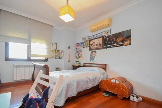 Chalet en venta en Maracena — 48