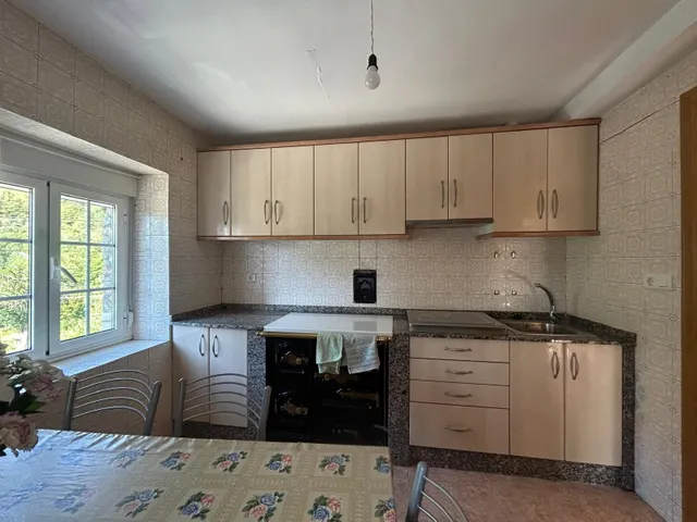Encantadora Casa de Piedra en Villafranca del Bierzo por solo €65,000 — 10