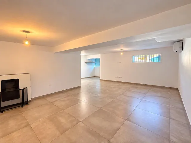 Chalet en alquiler con 311 m2 en el Brillante con  piscina privada, jardín y 5 dormitorios, a 15 minutos a pie del centro !!! — 28