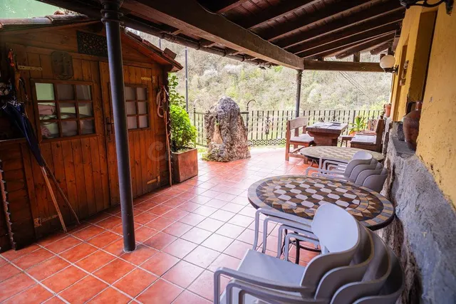 Hotel en Venta en Lena