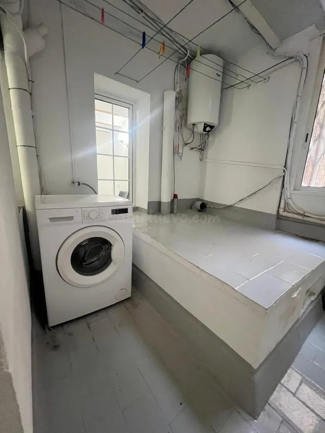 Piso en venta en calle Mallorca, junto a Comte d'Urgell – Barcelona — 4