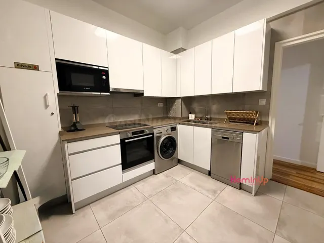 Se Alquila Vivienda Reformada de 4 dormitorios en Zona Alhon - foto 3