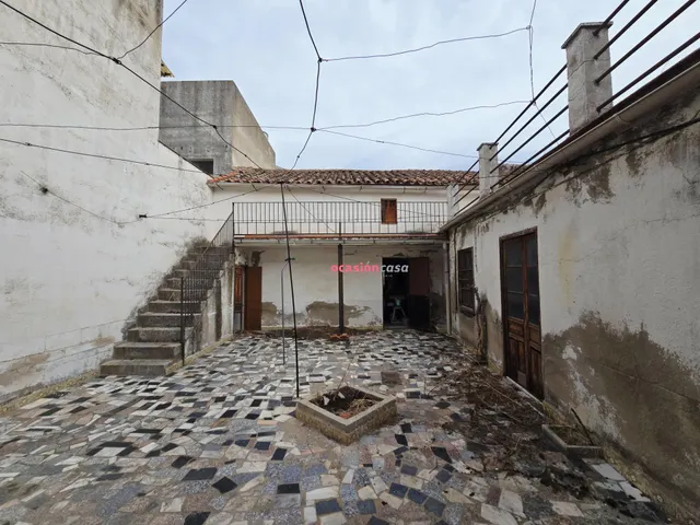 VIVIENDA JUNTO AL BULEVAR DE POZOBLANCO — 5