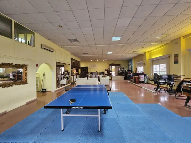Negocio 520m² en venta - Costa Del Sol — 24