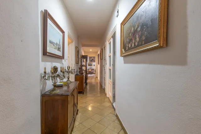 EXCLUSIVA VIVIENDA SEÑORIAL EN ANGEL GANIVET, EN PLENO CORAZON DE GRANADA — 20