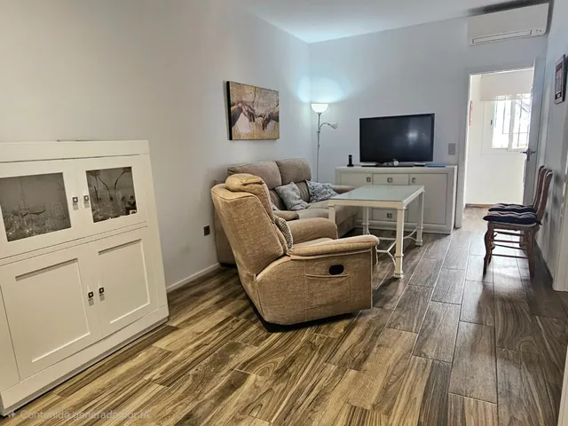 Casa practicamente nueva, toda en una planta, muy buenas calidades y con terraza de 20 m2 — 16