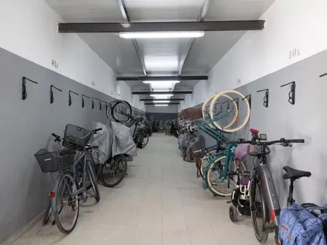 Apartamento 2 habitaciones 77m² en venta - Zona Pueblo — 25