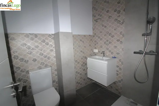 PISO REFORMADO AL LADO DEL CENTRO — 12