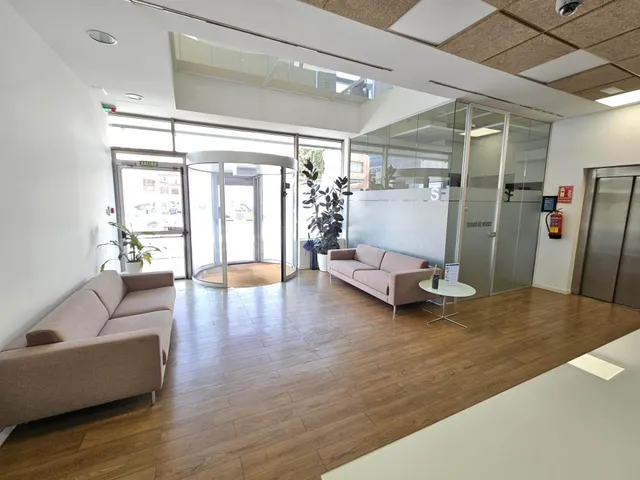 Edificio 2958m² en venta - Valdelacasa - foto 2