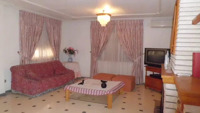 MAGNIFICO CHALET EN VALVERDE — 10
