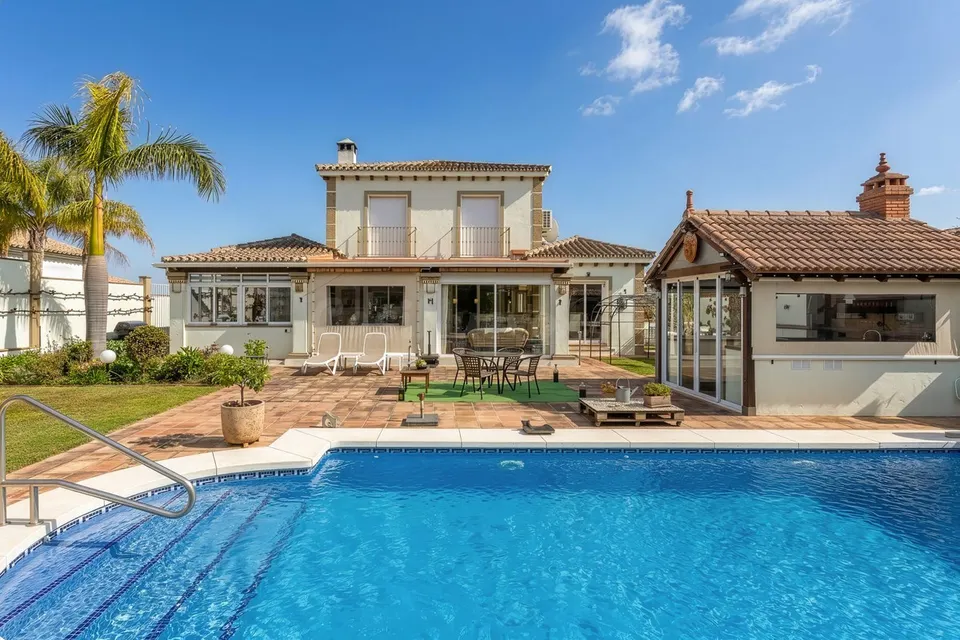 Chalet 3 habitaciones 253m² en venta - Costa del Sol