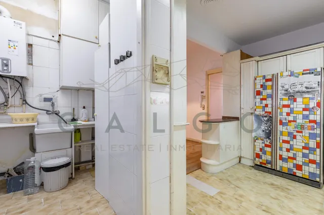 Piso a la venta junto a la plaza del ayuntamiento — 17