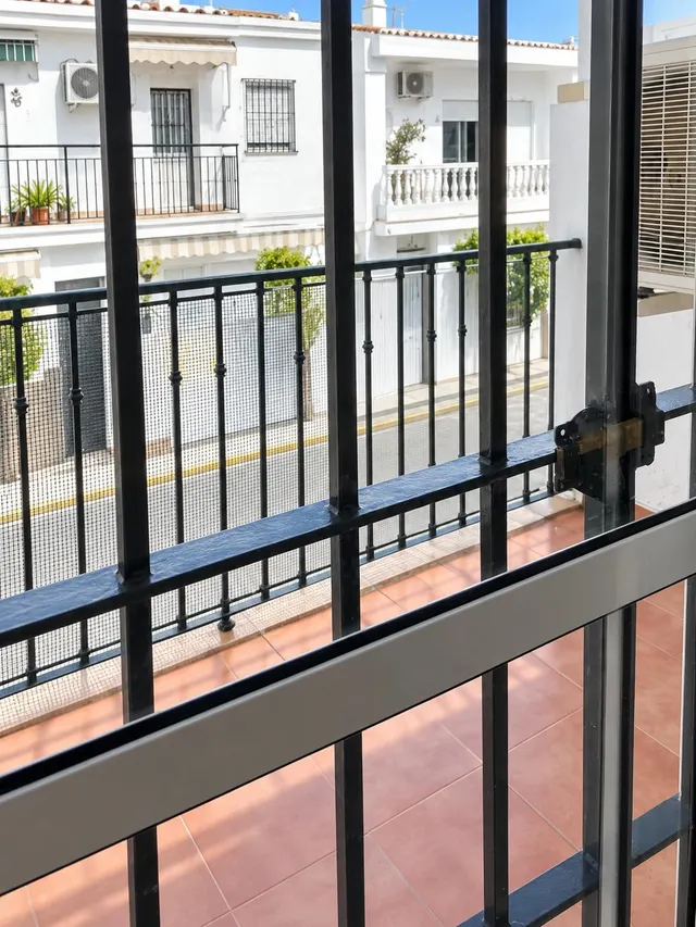 Una casa con espacio para disfrutar dentro y fuera — 17