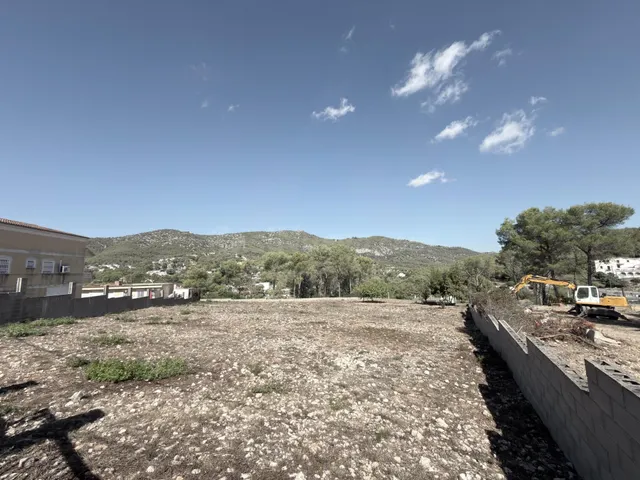 TERRENO/PARCELA EN CANYELLES — 2