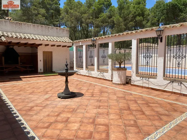 ESPECTACULAR CHALET EN PINARES DEL JUCAR — 15