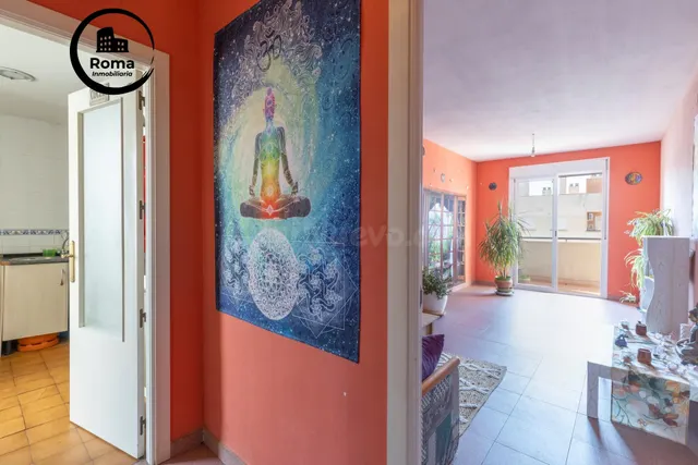 🏡 Amplia vivienda VPO con terraza, garaje y excelente ubicac - foto 4