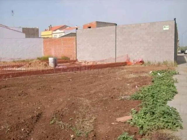 MONTIJO SOLAR DE ESQUINA, ZONA EL VALLE - foto 2