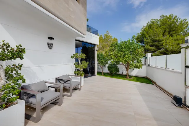 Villa de Lujo con piscina Privada — 7