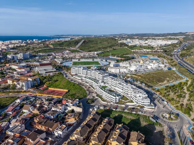 Ultima unidad en Estepona, obra nueva lista para entrar a vivir !!! — 19