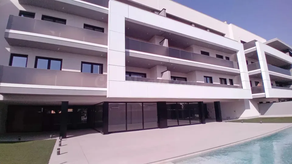 PISO DE NUEVA CONSTRUCCIÓN EN ZONA DE CIUTAT JARDÍ