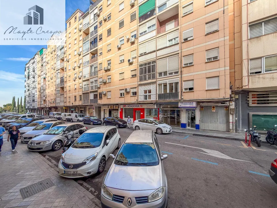 Piso de 3 Dorm. junto al parque Federico Garcia Lorca.