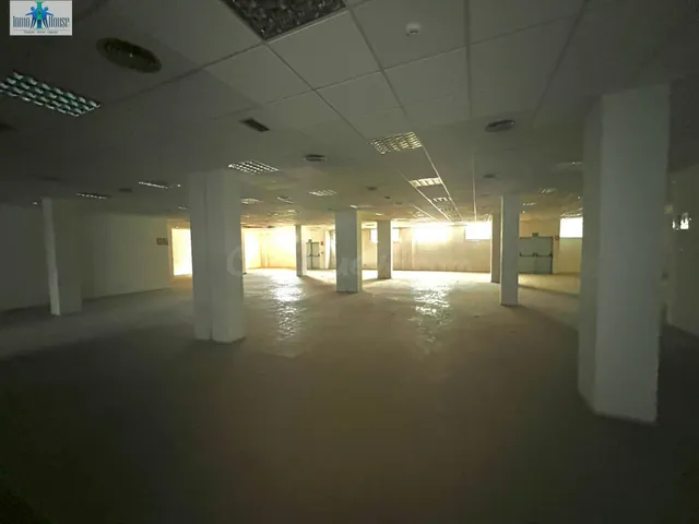 SE VENDE O ALQUILA LOCAL COMERCIAL ZONA IMAGINALIA - foto 2