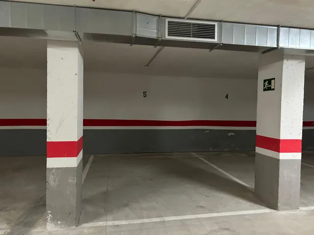 PLAZA DE GARAJE EN EL RANERO — 2