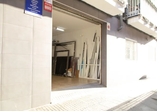 LOCAL CENTRICO 60 M2. CON VADO — 12